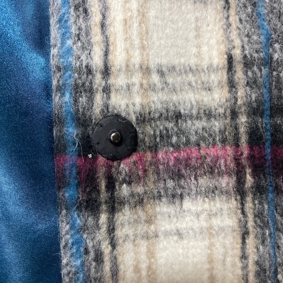 Kenneth Cole NY Wool Blend Plaid Coat Snap Closure Collar Women Sz L  NWT - Picture 9 of 15